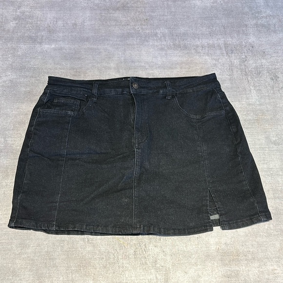 Luvamia Skorts Skirt - Picture 1 of 8
